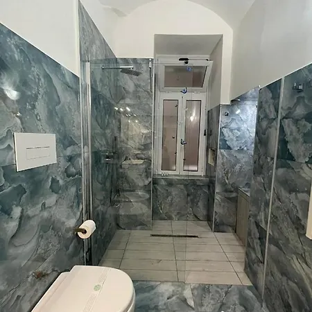 Luxury Blue House Apartment *
