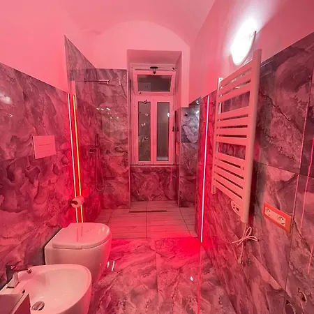 Luxury Blue House شقة نابولي